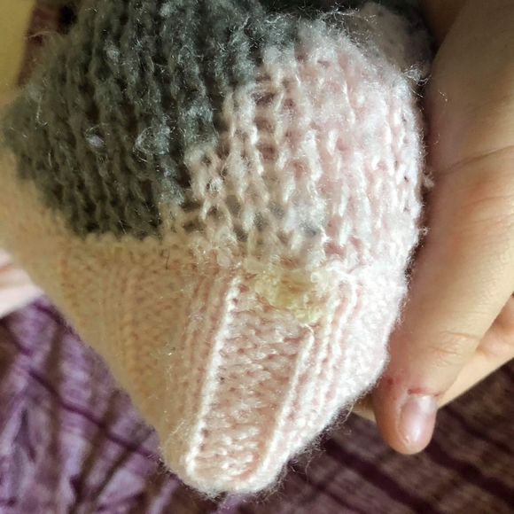 Pink Sweater - Picture 3 of 6